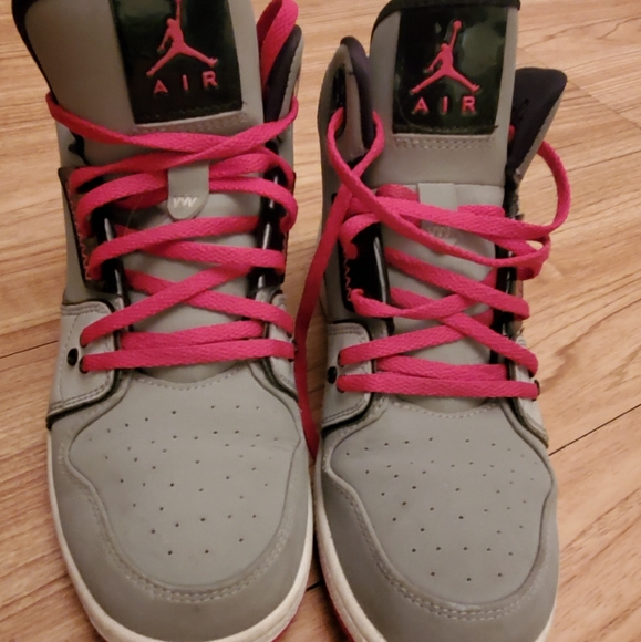 Jordan Shoes - Jordan's in Excellent condition